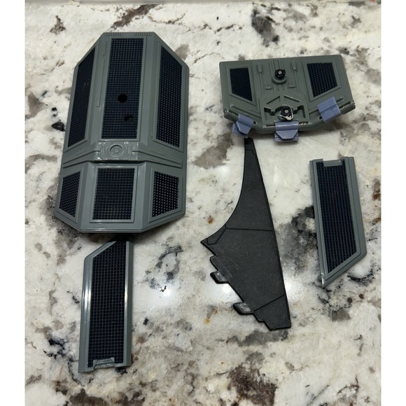 Vtg TRANSFORMERS STAR WARS DARTH VADER CROSSOVER Extras Parts - Picture 7 of 7